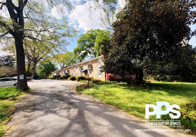 Building Photo - 615 Boulevard SE