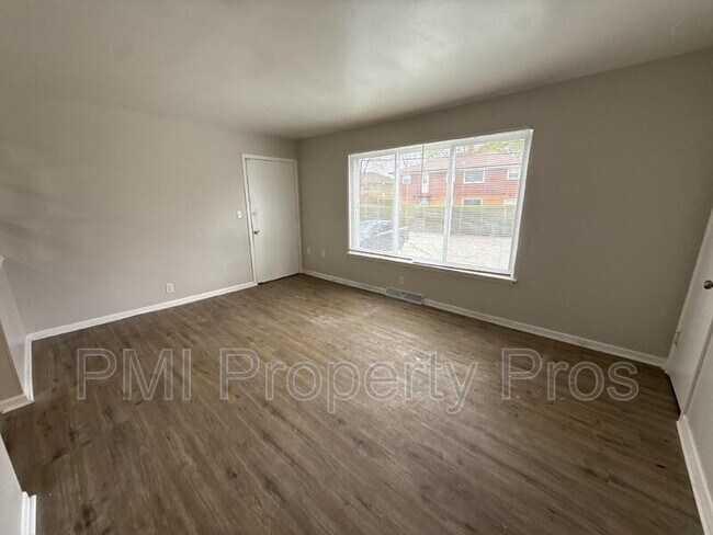 7701 W Hampton Ave Unit 3
