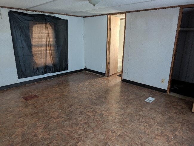 Photo - 215 Cora Ave