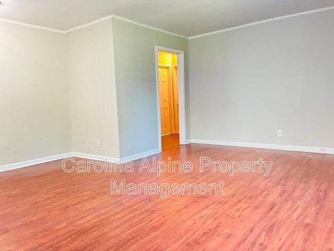 Photo - 2341 Arden St