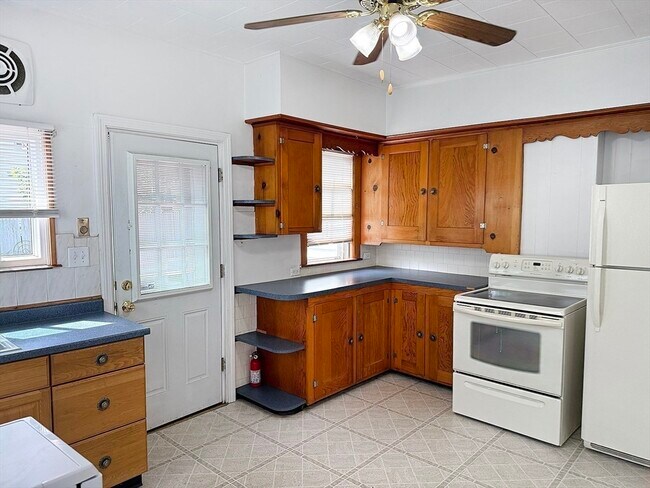 Photo - 18 N Payne St