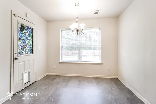 Photo - 1011 Katy Ln