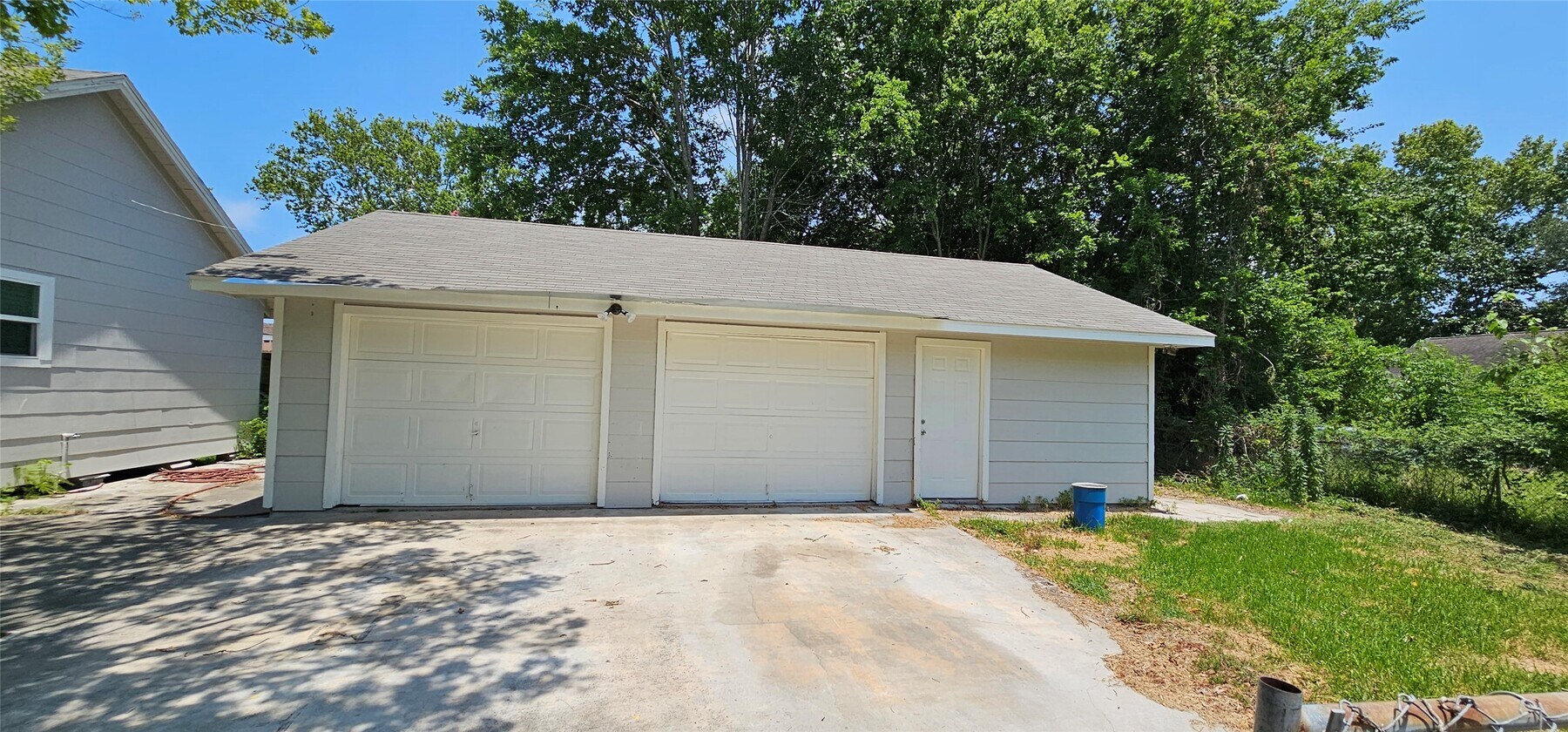 Photo - 215 San Jacinto St