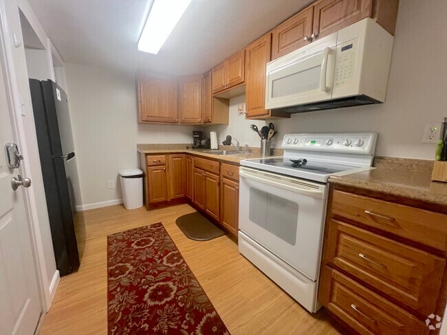 Building Photo - 1001 6th Ave N Unit 3 Rental