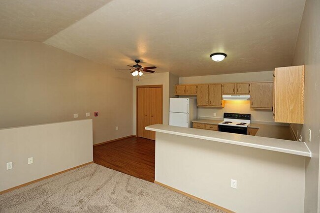 PELICAN RIVER ESTATES
