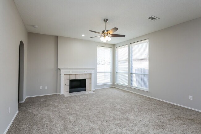 Photo - 6212 Bowin Dr