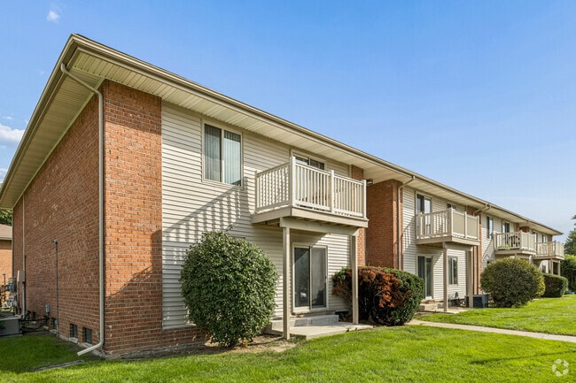 Bridgewood Apartments