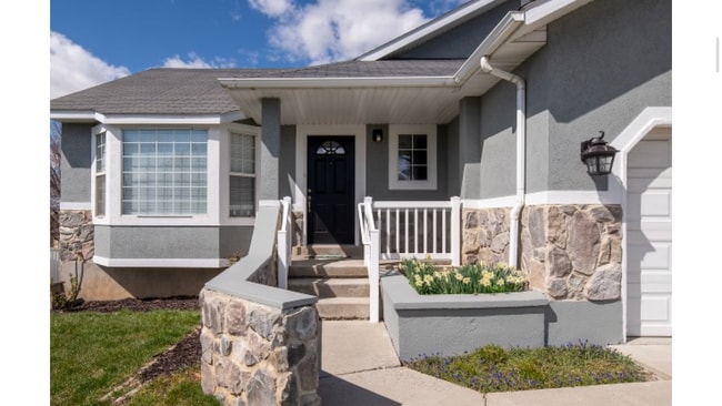 Photo - 625 N 1200 E