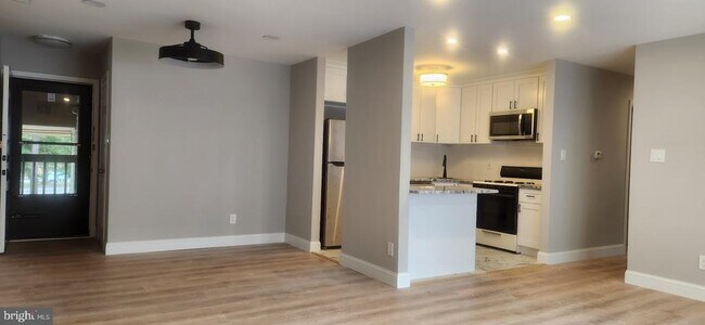 Photo - 108 Woodhollow Dr