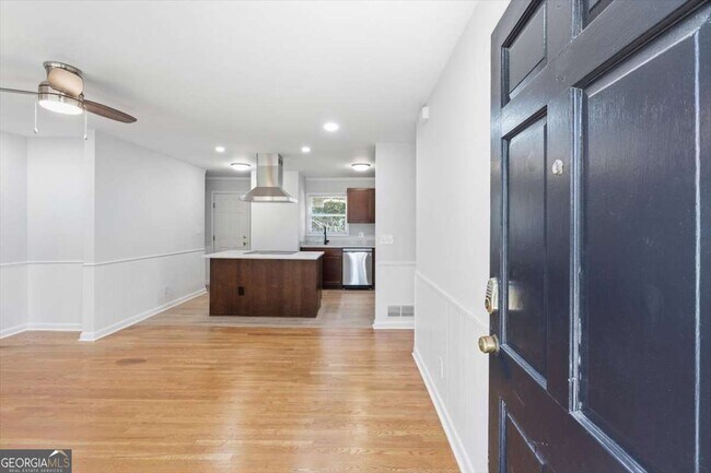 Photo - 2815 Carolyn Dr