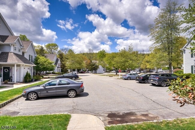 Photo - 5803 Tudor Dr