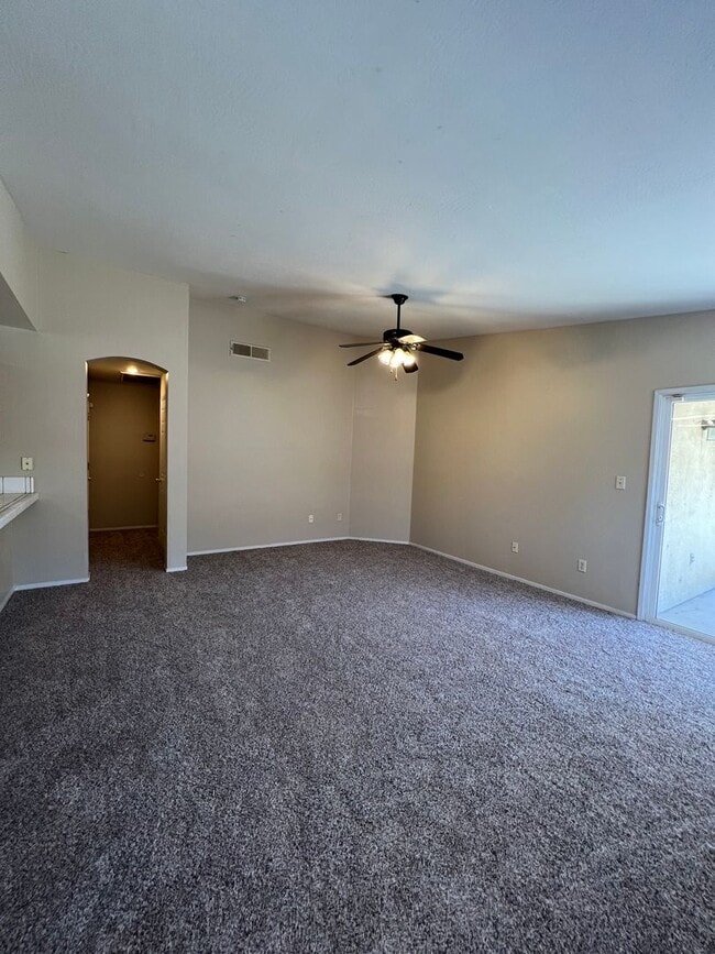 Photo - 6204 Straub Ln