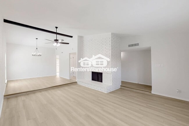 Photo - 6407 Green Oaks Dr
