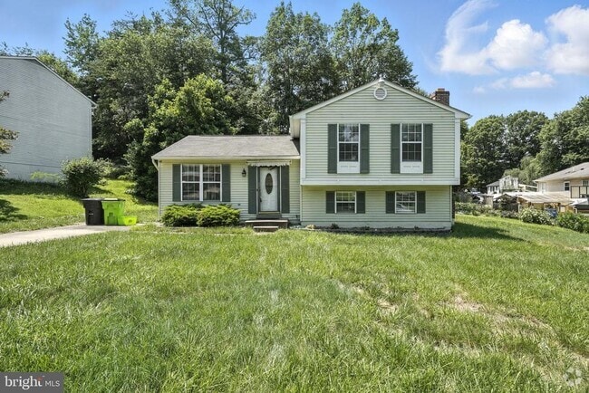 Building Photo - 18202 Macrae Ct Rental