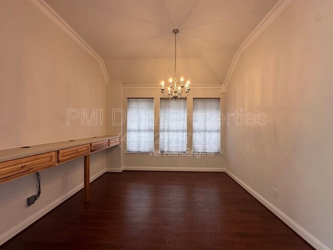 Photo - 2610 Meadow Ridge Dr