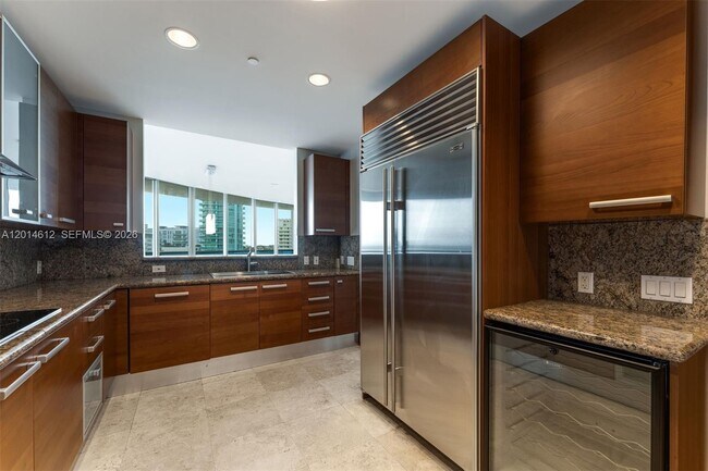Photo - 5959 Collins Ave Unit 1001