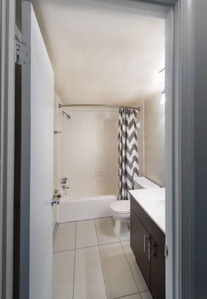 Photo - 4878 W Braddock Rd Unidad 100