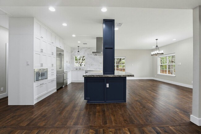 Photo - 17006 Silverwood Dr