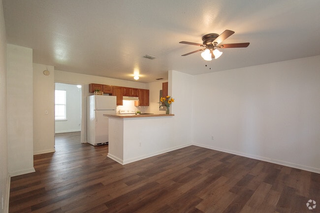 Building Photo - 726 W Georgia St Unit 1 Rental