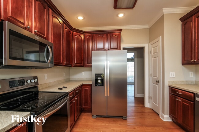 Photo - 130 Hunters Hill Dr