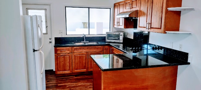 Photo - 724 Moaniala St Unit Ground Floor