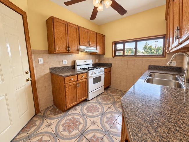 2410 N Kildare Ave Unit 1