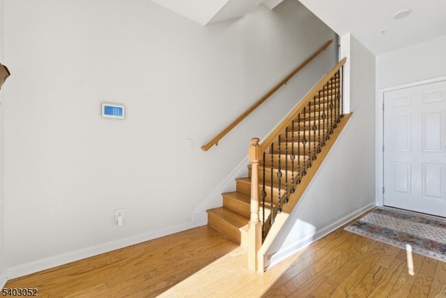 Photo - 38 Bond St Unit 38