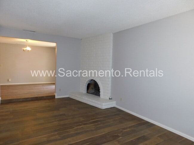 Photo - Updated 2bd/1ba Foothill Farms Duplex with 1 Car Garage