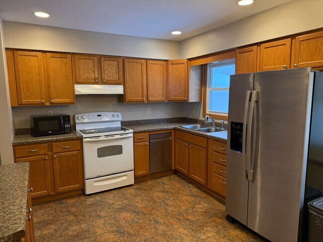 Photo - Reilly duplex Unidad 619 14th Street SE