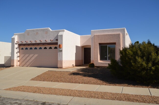 Building Photo - 10421 E Windstorm Dr