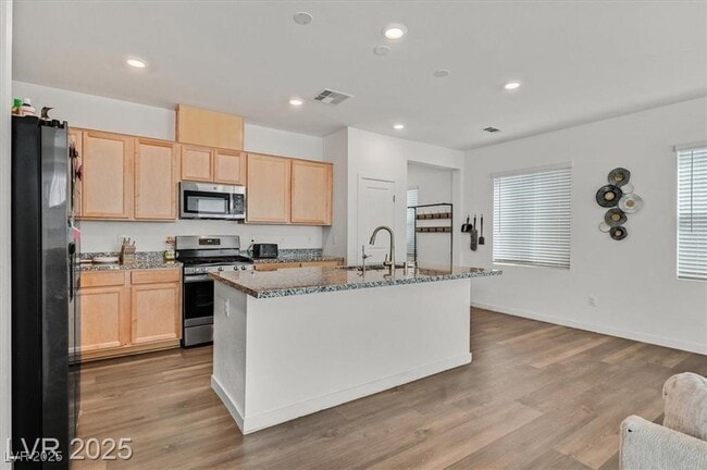 Photo - 2885 Timber Country Rd