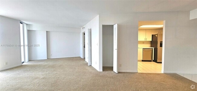 Building Photo - 3300 NE 192 St Unit 809 Rental