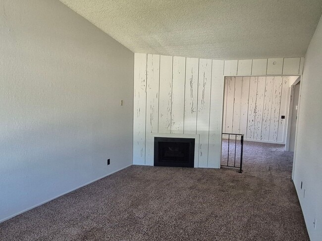 Photo - 4688001/70 Unit 4688001002