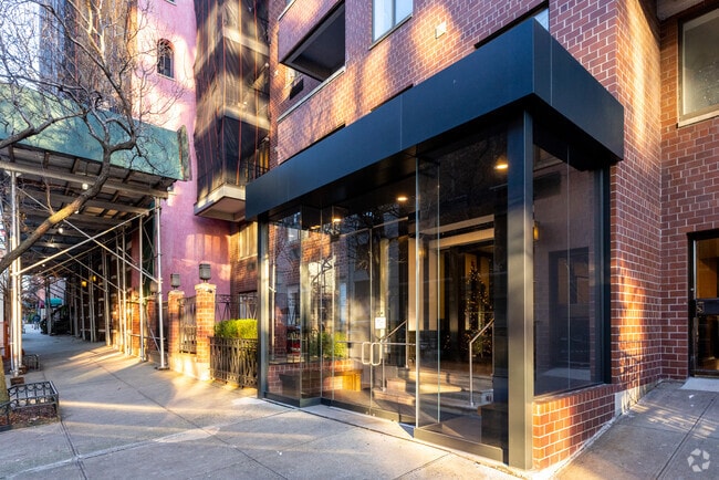 Photo - 366 W 11th St