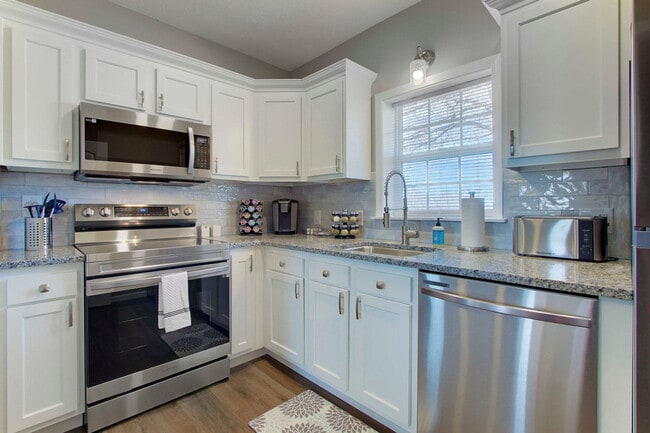 Photo - 1610 Cooper Foster Park Rd Unit ID1061081P