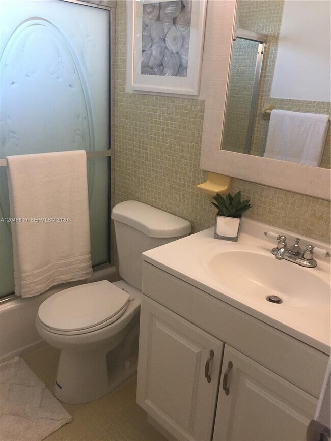 Photo - 1720 Funston St Unit 203