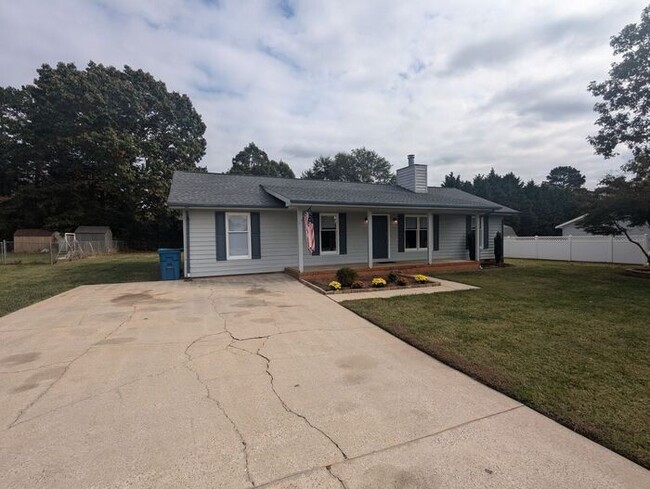 3BD/2BA House in Conover, NC - 3BD/2BA House in Conover, NC