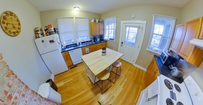 Photo - 1725 Leavenworth St Unit A