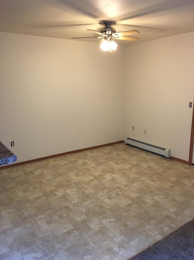 PARK AVENUE ESTATES Apartments For Rent in Beloit, WI