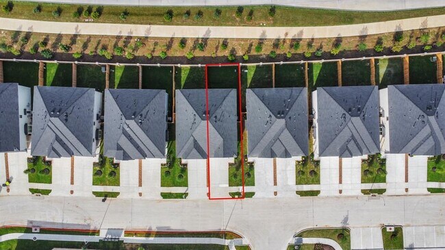 Photo - 5503 Holly Hvn Ct