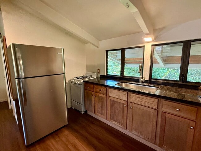 76-6017-B Mamalahoa Hwy Unit B3