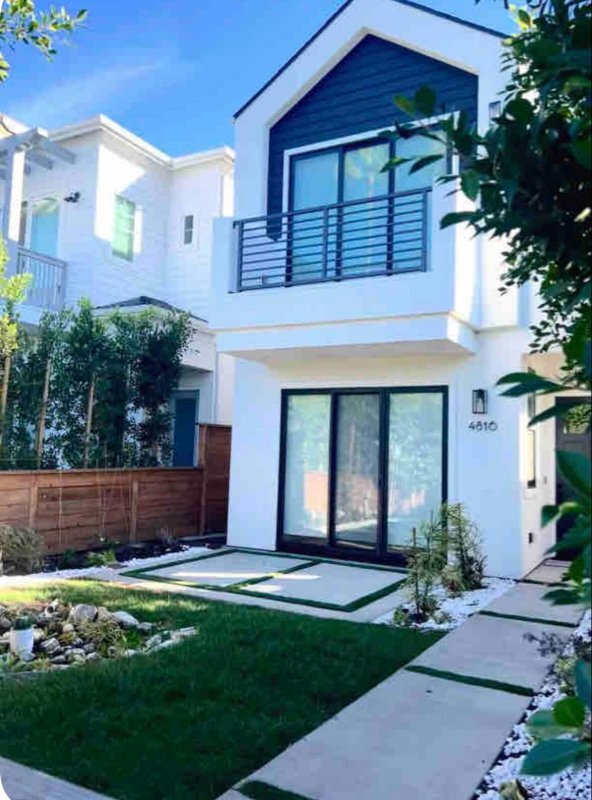 4816 Inglewood Blvd