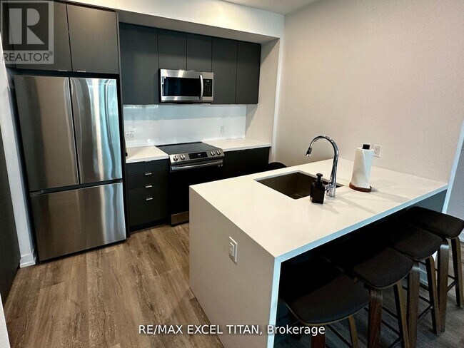 Photo - 415 Sea Ray Ave Unité G15