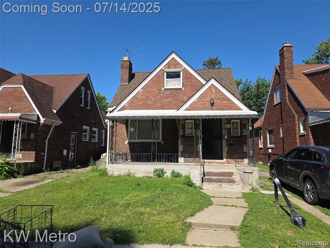 Photo - 8595 Cloverlawn Ave House