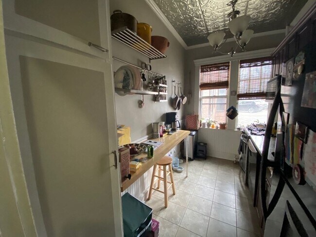Photo - 70 Strathmore Rd Unit 2B