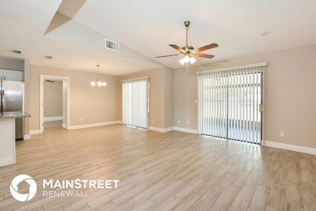 Photo - 2755 Candler Dr