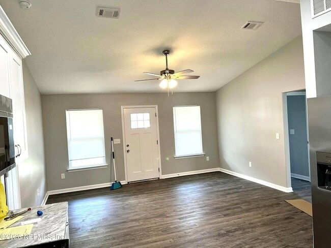 Photo - 11169 Thomas Dr