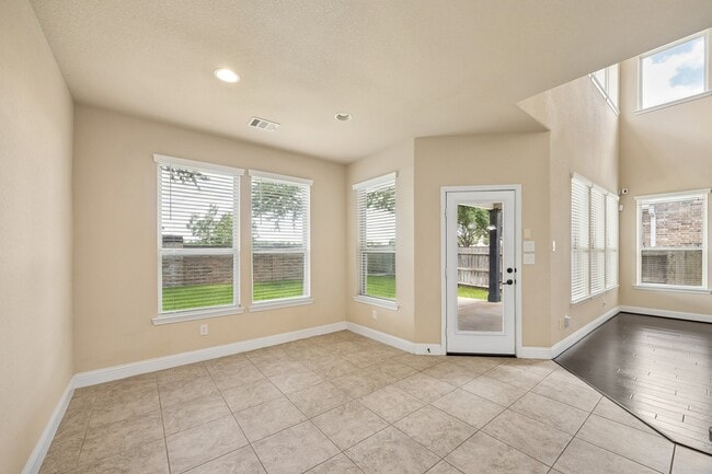 Photo - 27903 Hunters Rock Ln
