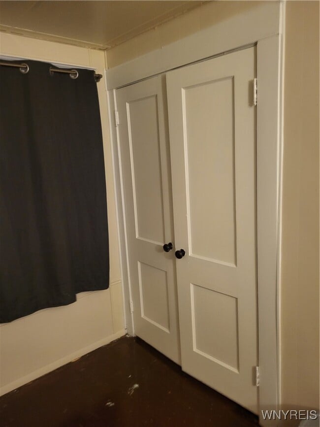 Photo - 267 Crestwood Ave