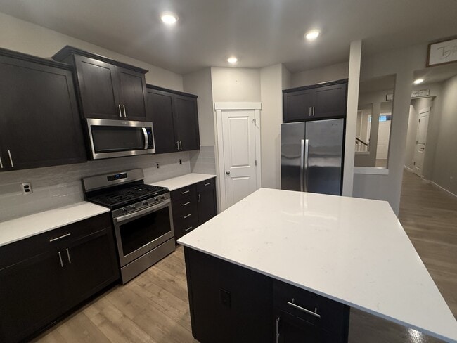 Photo - 15372 200th Ave E